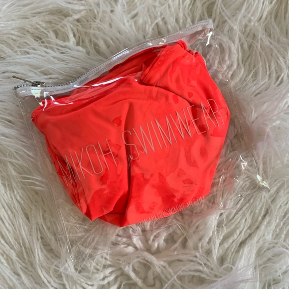 Mikoh Kilauea swimsuit - Picture 3 of 7